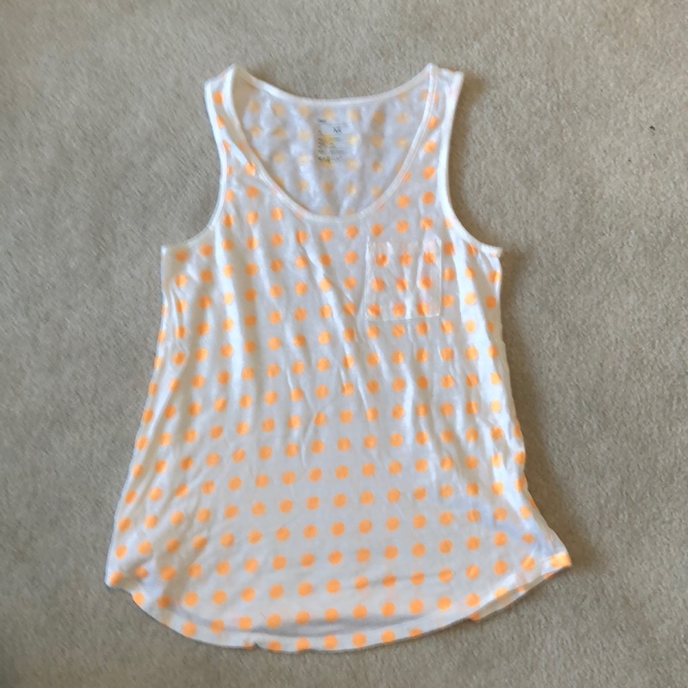 Pick 3 for $9 bundle!!! Gap tank